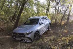 Mercedes GLC 2022 in Off-road