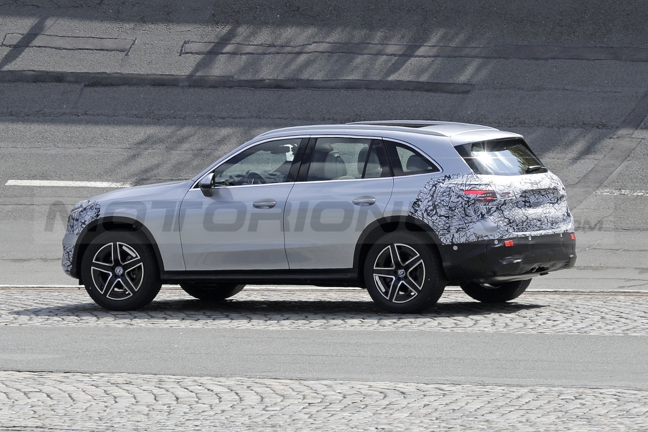 Mercedes GLC 2023 - Foto Spia 03-05-2022