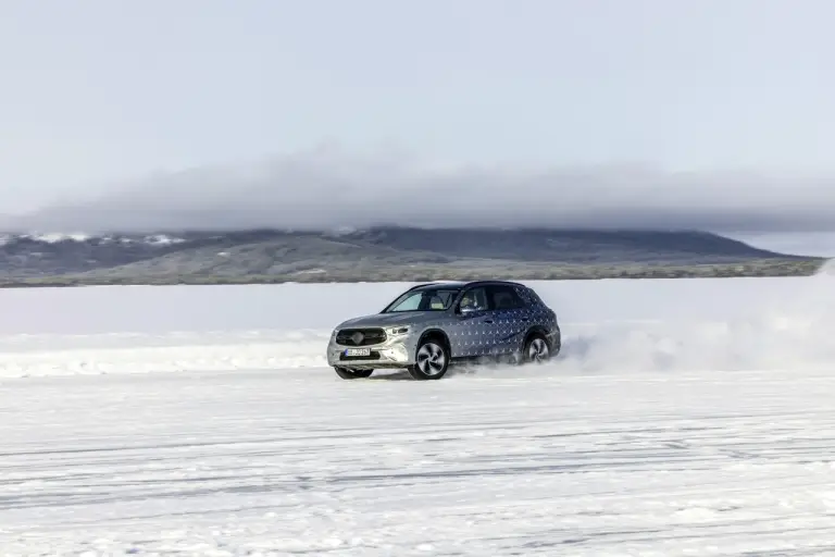 Mercedes GLC 2023 prototipo - Foto - 8