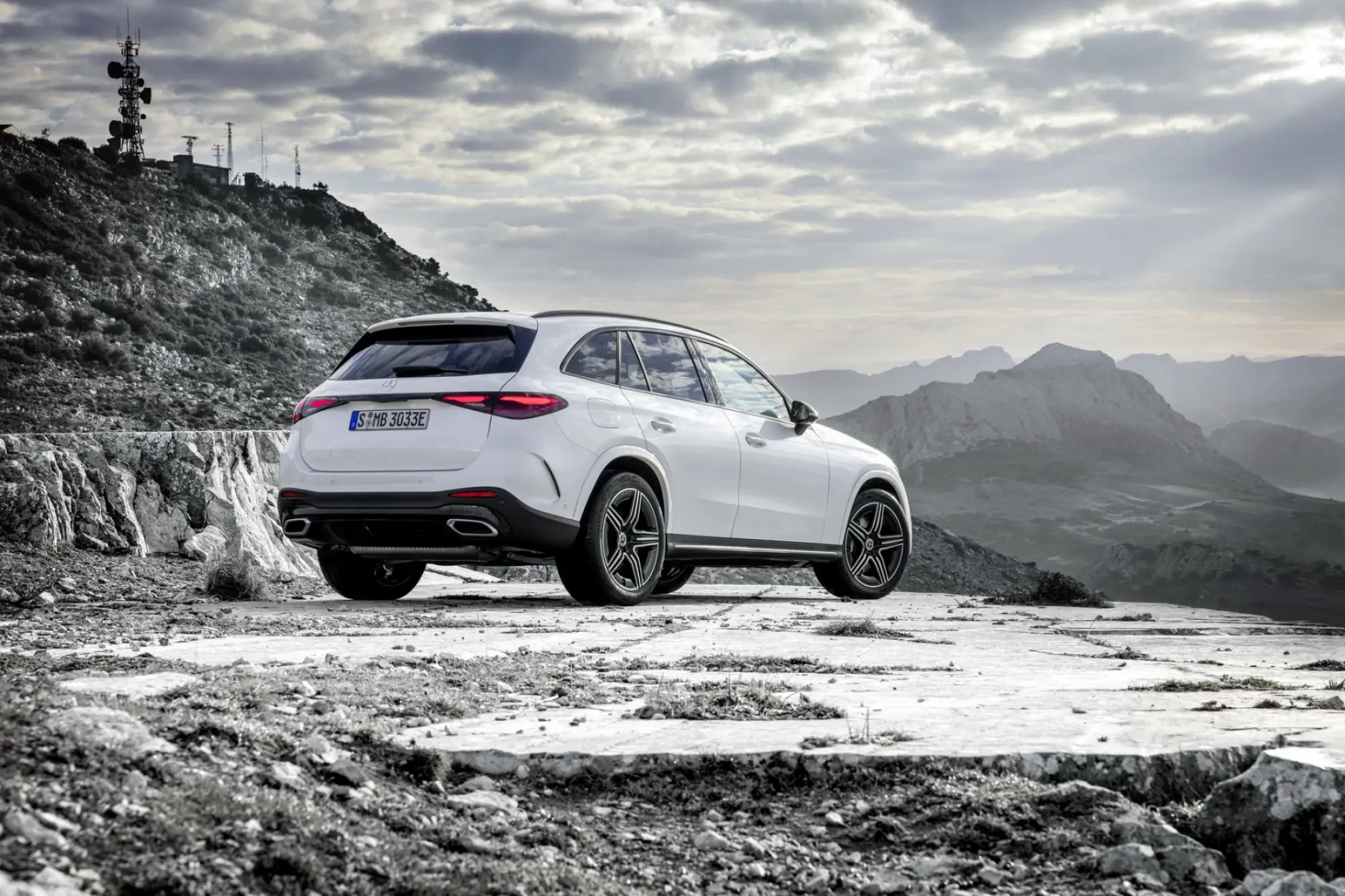 Mercedes GLC 2023 - 57