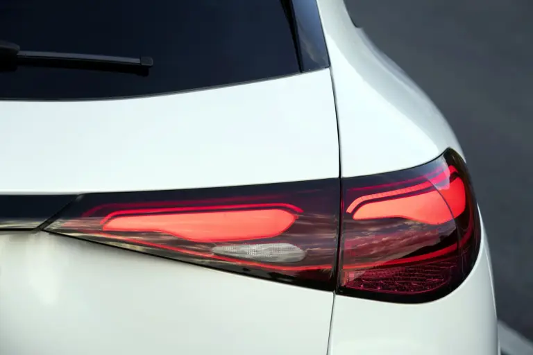 Mercedes GLC 2023 - 38