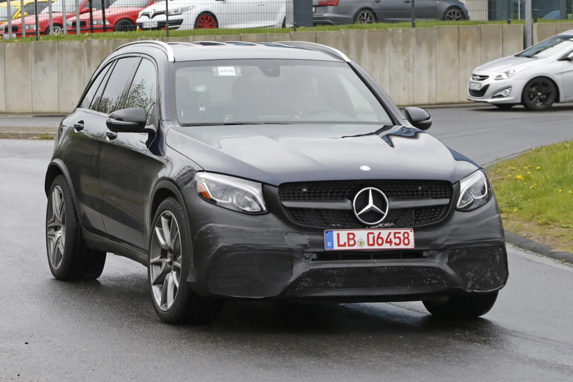 Mercedes GLC 63 AMG - foto spia maggio 2016 - 2