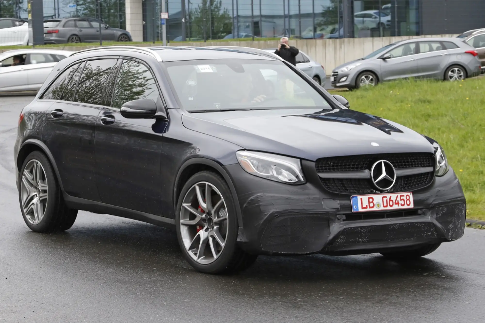 Mercedes GLC 63 AMG - foto spia maggio 2016 - 3