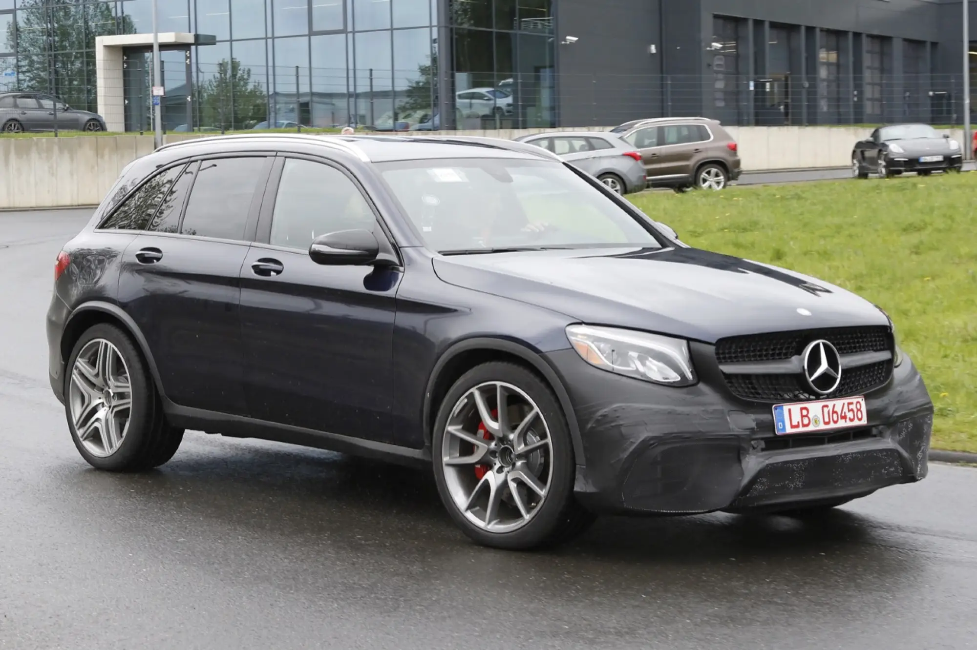 Mercedes GLC 63 AMG - foto spia maggio 2016 - 4