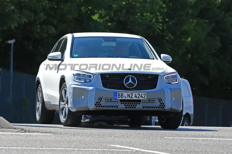 Mercedes GLC Coupe foto spia 5 luglio 2018 - 1