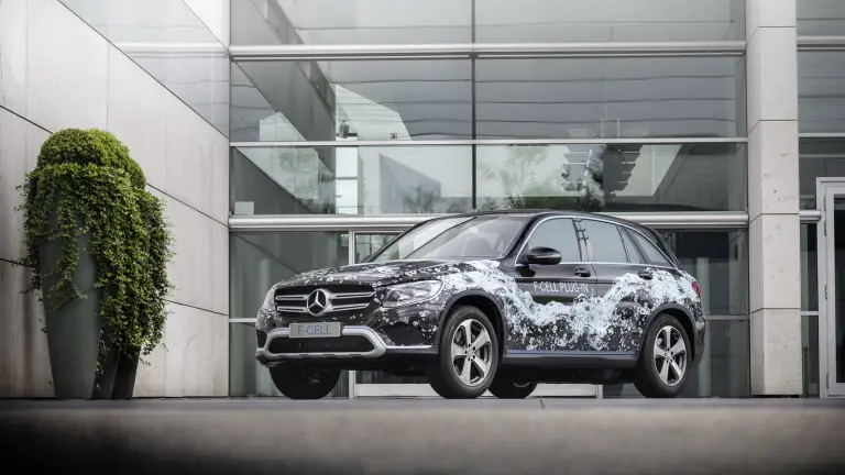 Mercedes GLC F-Cell 2017 - 7