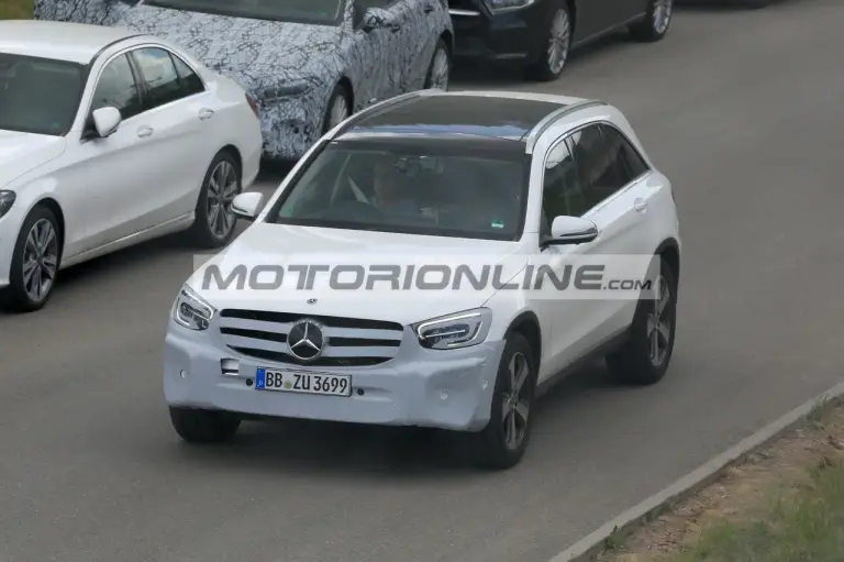 Mercedes GLC facelift - Foto spia 2-5-2018 - 1