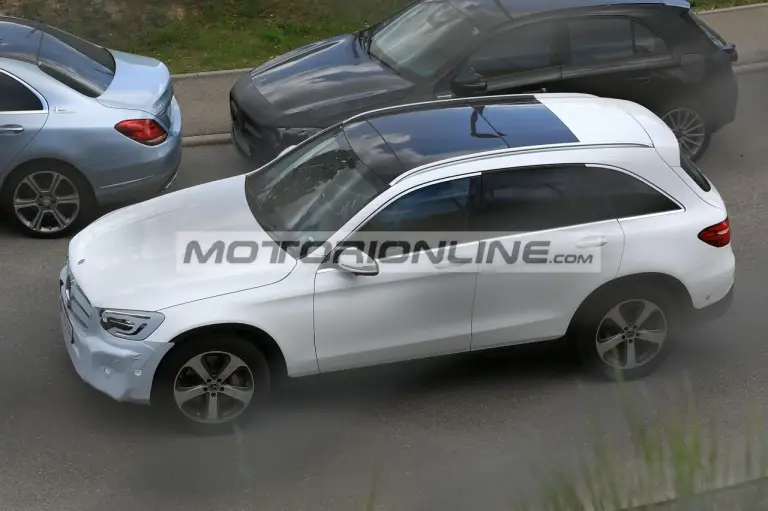 Mercedes GLC facelift - Foto spia 2-5-2018 - 6