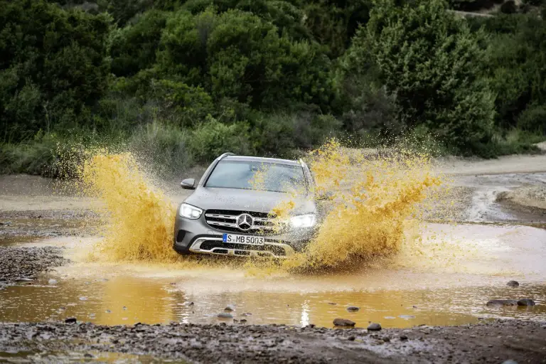 Mercedes GLC MY 2020 - 11