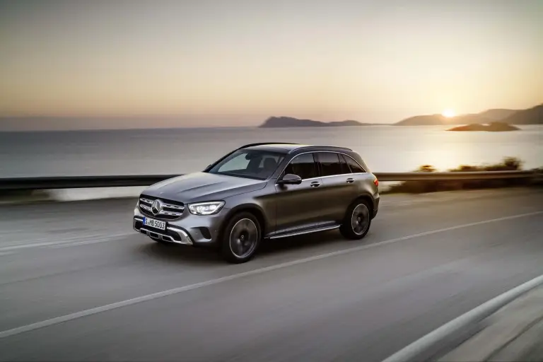 Mercedes GLC MY 2020 - 26