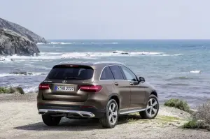 Mercedes GLC - Nuove foto ufficiali