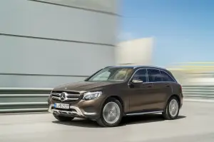 Mercedes GLC - Nuove foto ufficiali