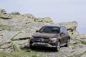 Mercedes GLC - Nuove foto ufficiali