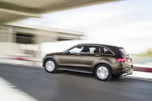 Mercedes GLC - Nuove foto ufficiali