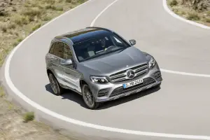 Mercedes GLC - Nuove foto ufficiali