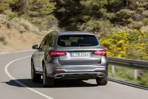 Mercedes GLC - Nuove foto ufficiali