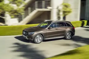 Mercedes GLC - Nuove foto ufficiali - 4