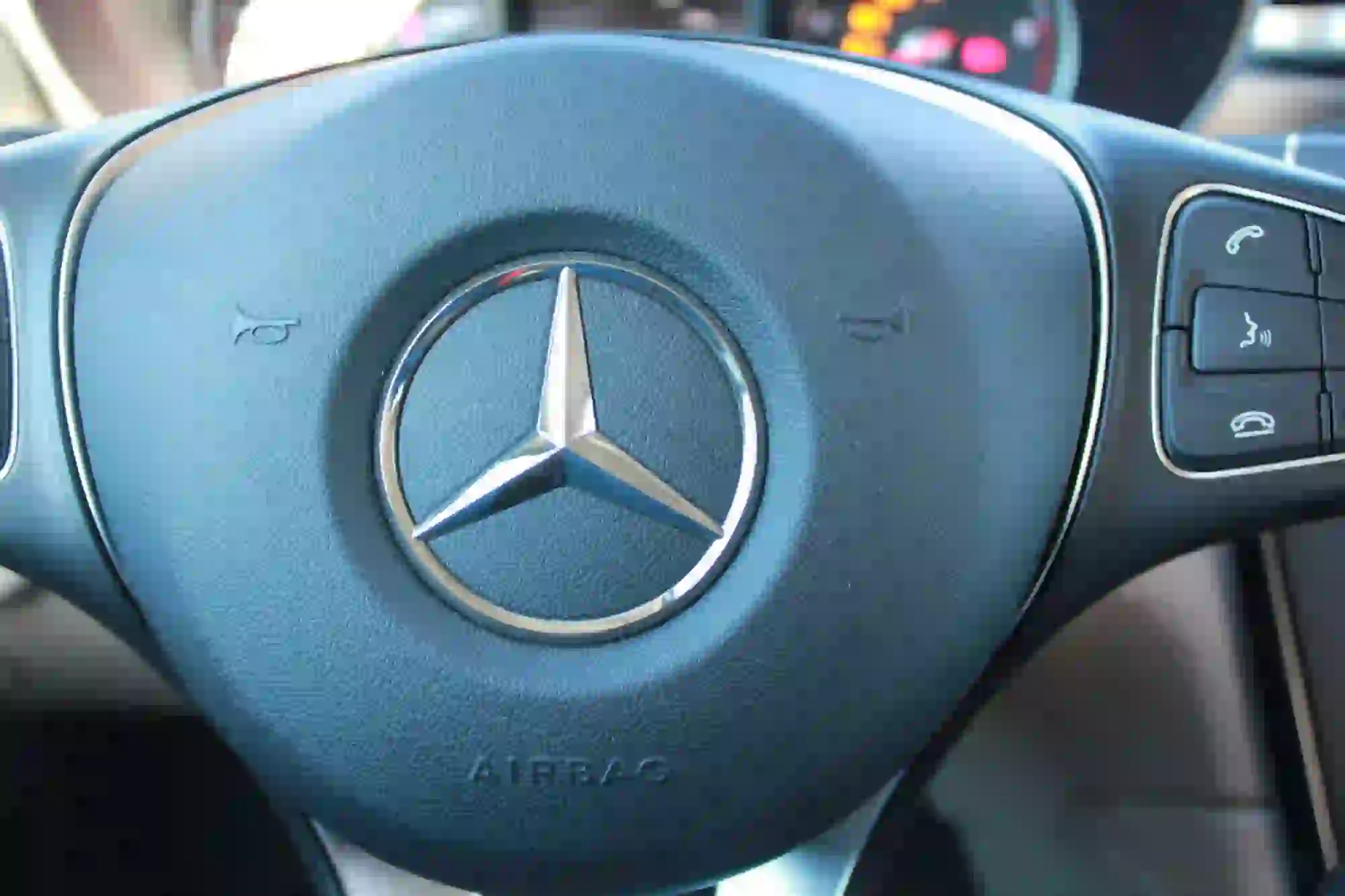Mercedes GLC: prova su strada - 36
