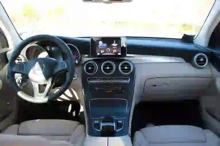 Mercedes GLC: prova su strada - 47