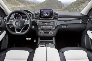 Mercedes GLE 2016 - 9