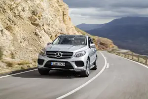 Mercedes GLE 2016 - 13