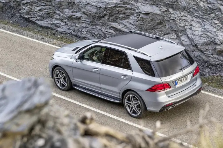 Mercedes GLE 2016 - 28