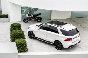 Mercedes GLE 2016 - 32