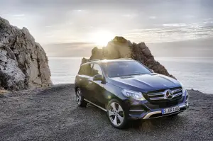 Mercedes GLE 2016 - 33