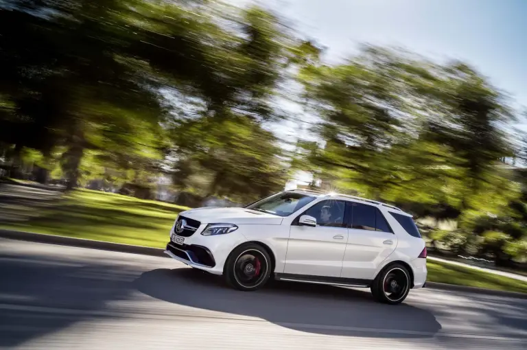 Mercedes GLE 2016 - 38