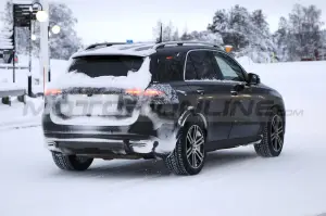 Mercedes GLE 2023 - Foto Spia 13-12-2021 - 1