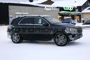 Mercedes GLE 2023 - Foto Spia 13-12-2021 - 2