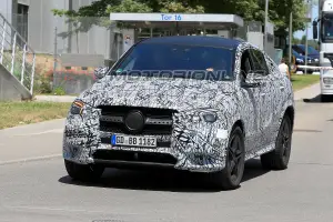 Mercedes GLE Coupe foto spia 3 luglio 2018 - 2