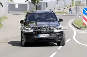 Mercedes GLE - Foto spia 23-6-2021