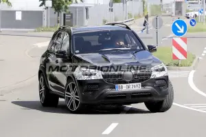 Mercedes GLE - Foto spia 23-6-2021