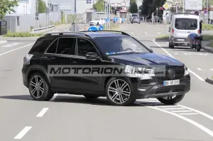 Mercedes GLE - Foto spia 23-6-2021
