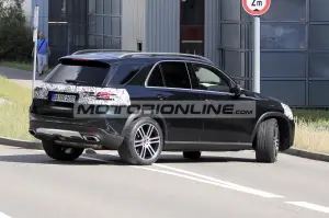 Mercedes GLE - Foto spia 23-6-2021