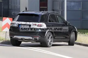 Mercedes GLE - Foto spia 23-6-2021