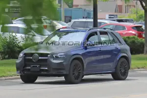 Mercedes GLE foto spia 26 giugno 2018