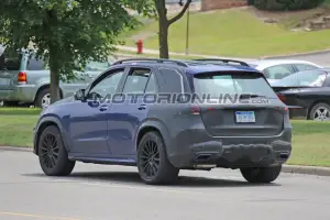 Mercedes GLE foto spia 26 giugno 2018 - 8