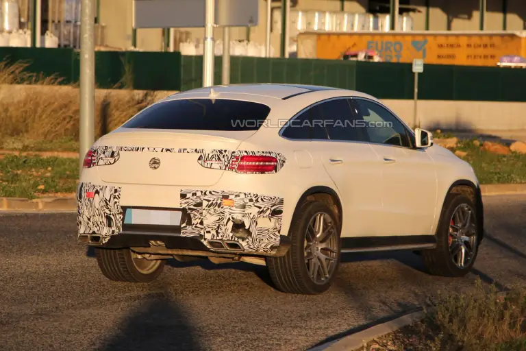 Mercedes GLE63 AMG Coupe - 11