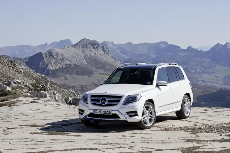 Mercedes GLK 2012 - 22