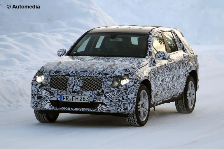 Mercedes GLK 2015 - Foto spia 21-01-2014 - 1