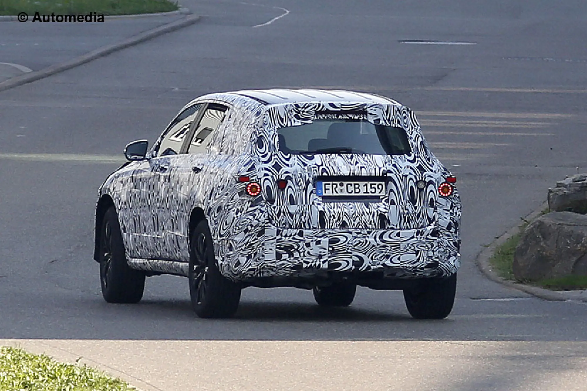 Mercedes GLK 2015 - Foto spia 30-08-2013 - 4