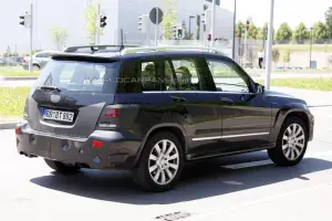 Mercedes GLK restyling foto spia luglio 2011 - 3