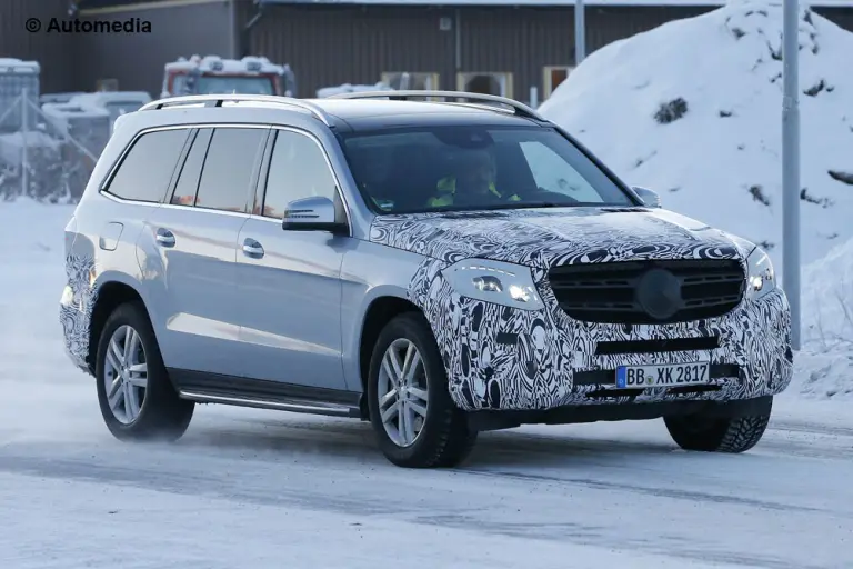 Mercedes GLS 2015 - Foto spia 15-12-2014 - 2