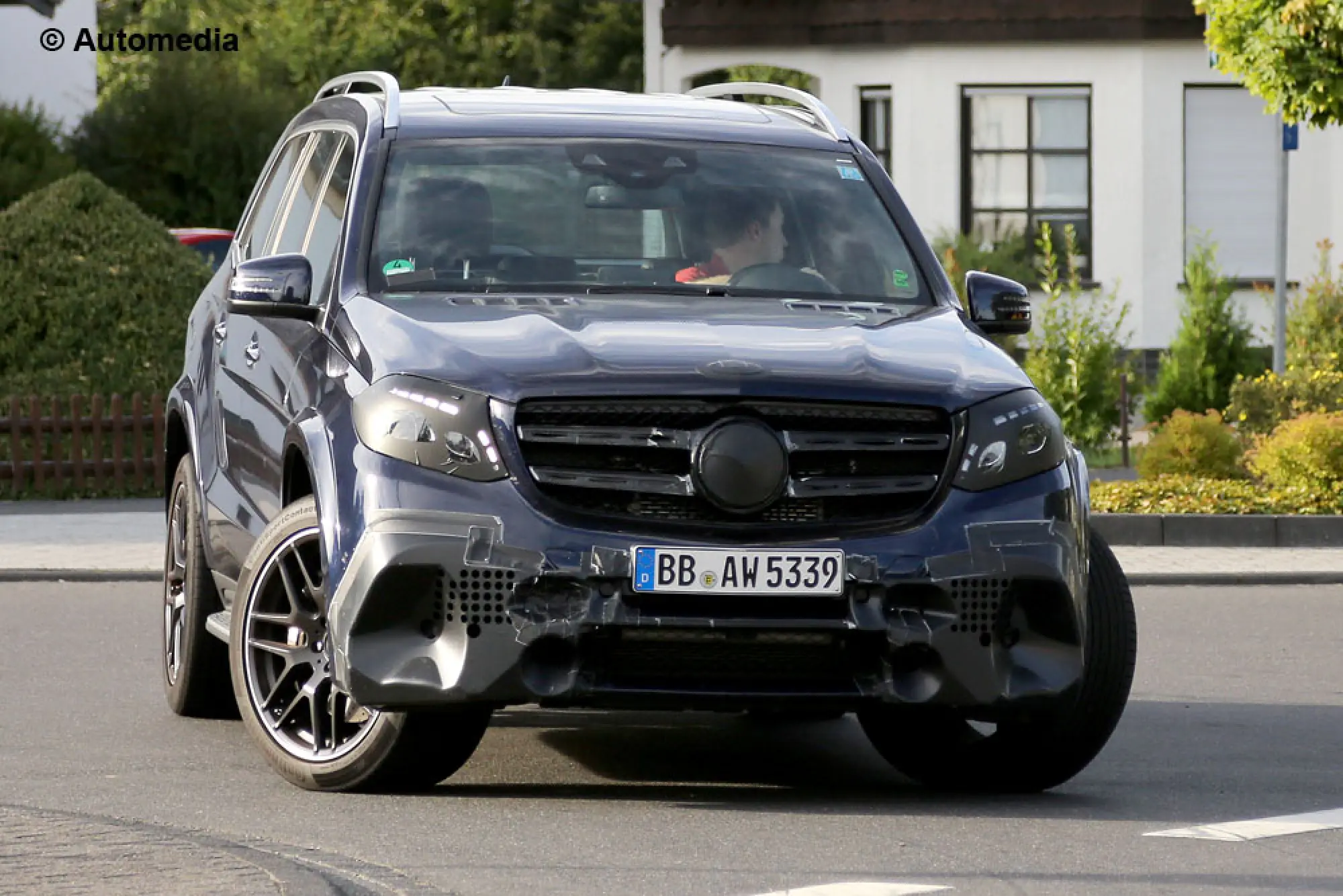 Mercedes GLS 63 AMG - foto spia (agosto 2015) - 1