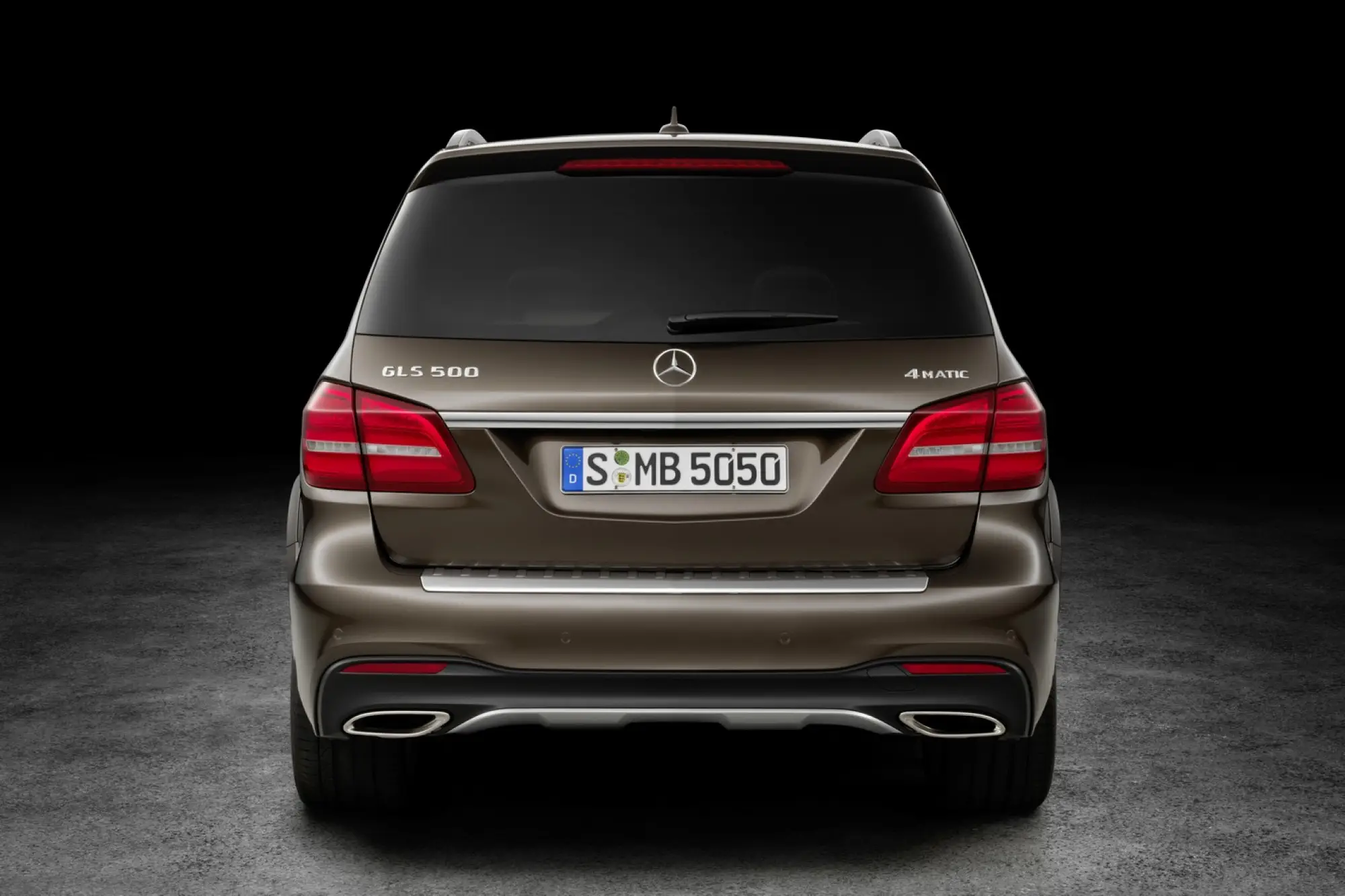 Mercedes GLS  - 15