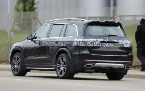 Mercedes GLS - Foto spia 12-04-2019