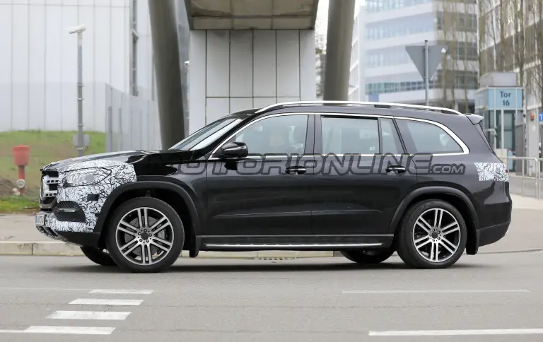 Mercedes GLS - Foto spia 12-04-2019 - 3