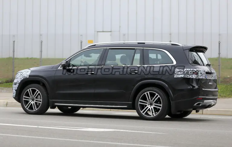 Mercedes GLS - Foto spia 12-04-2019 - 5